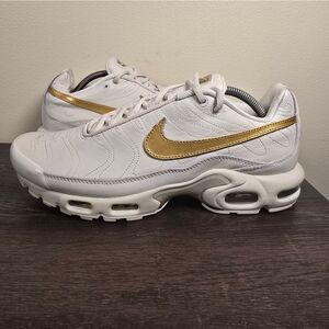 Nike Air Max Plus Tiempo Phantom Metallic Gold Men’s Running Shoes Size 11